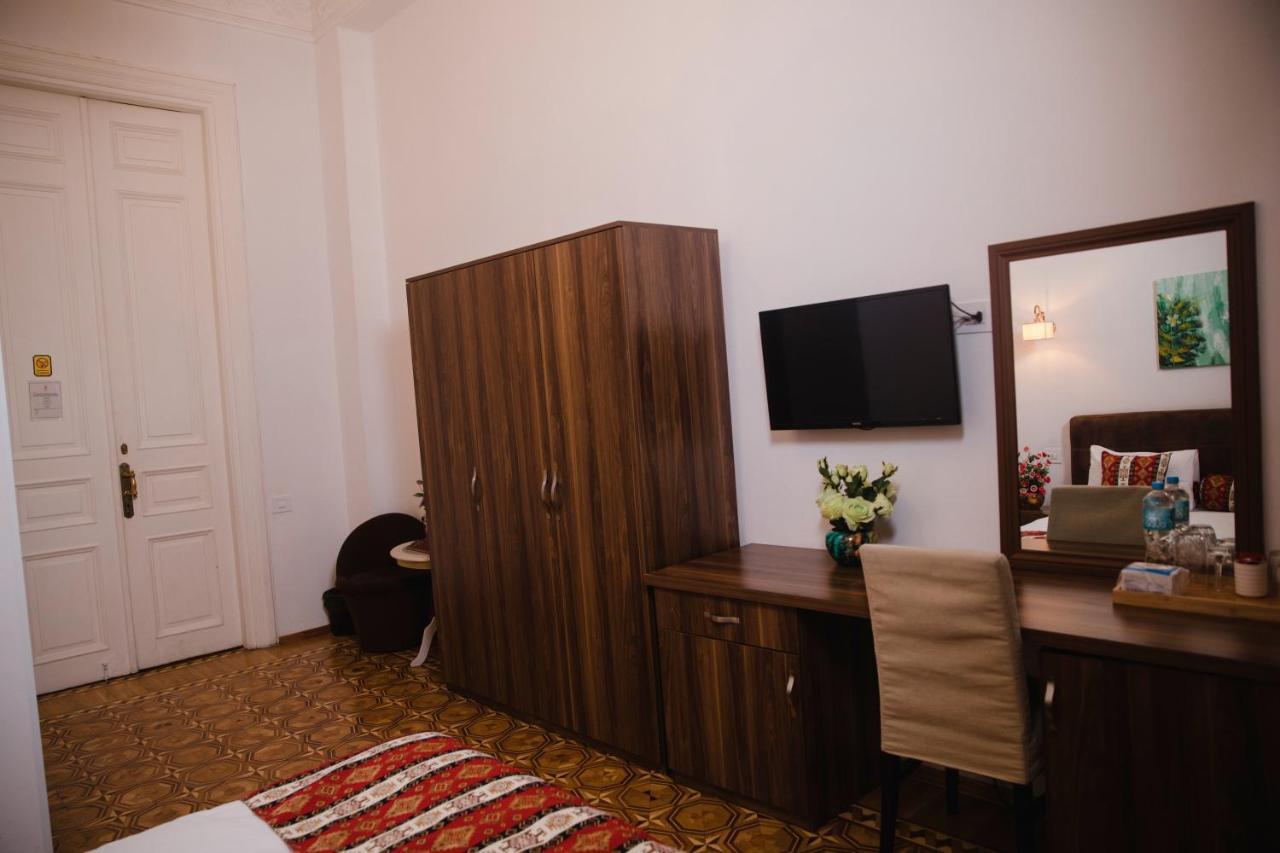 Malakhan Hotel Баку Экстерьер фото