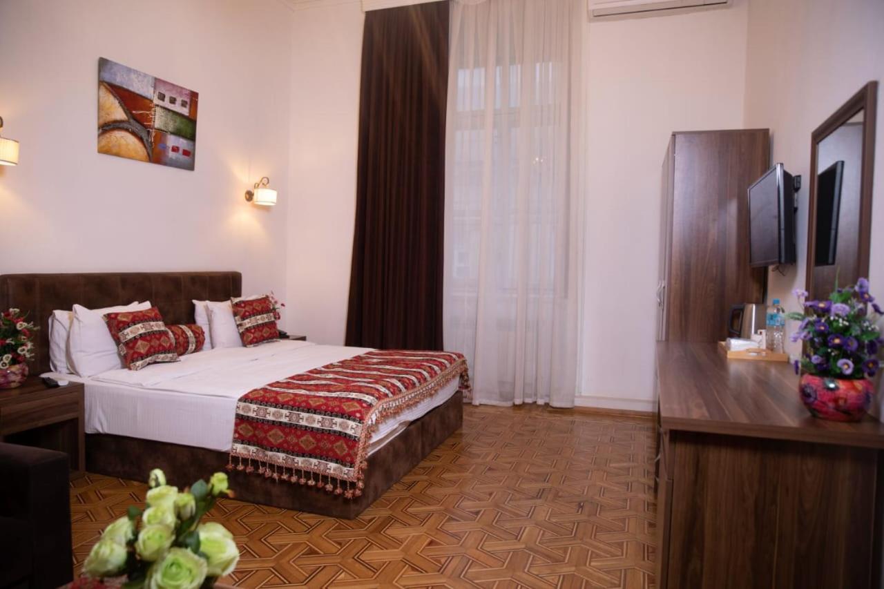Malakhan Hotel Баку Экстерьер фото