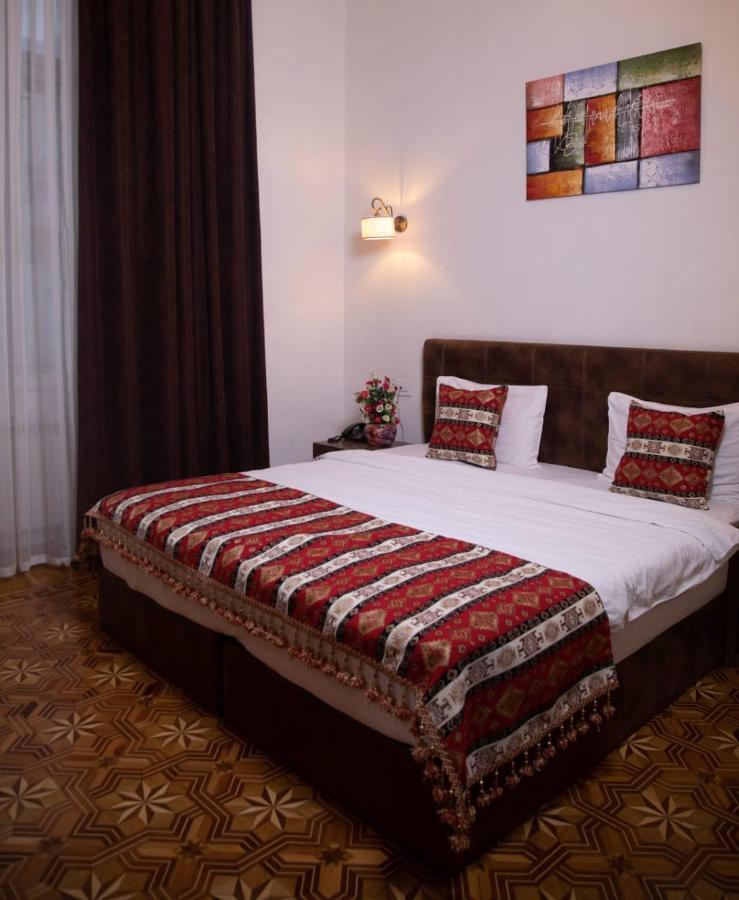 Malakhan Hotel Баку Экстерьер фото
