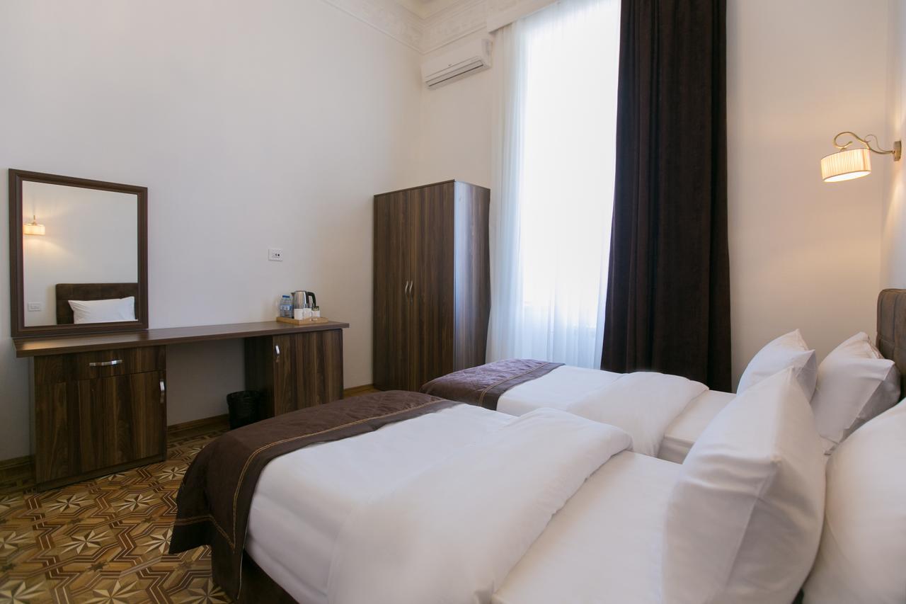 Malakhan Hotel Баку Экстерьер фото