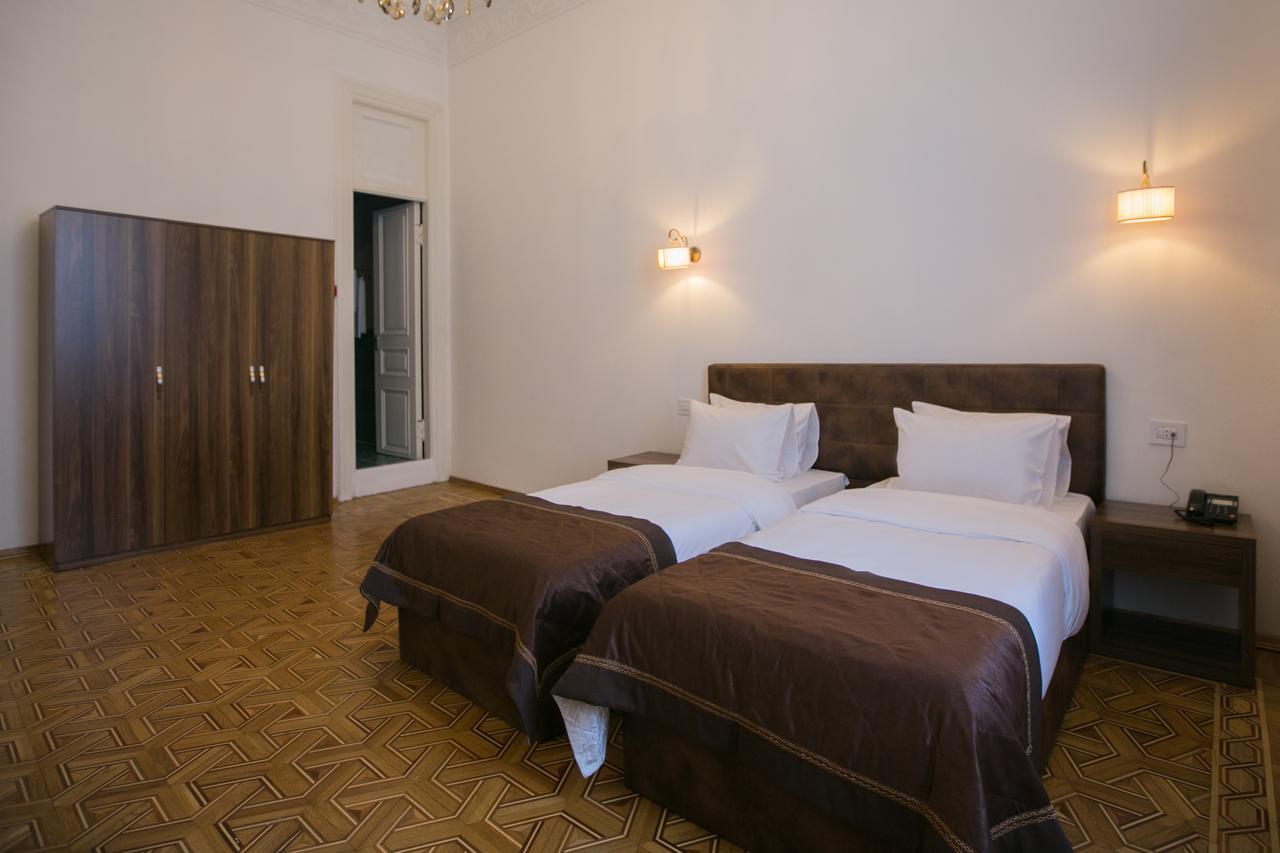 Malakhan Hotel Баку Экстерьер фото