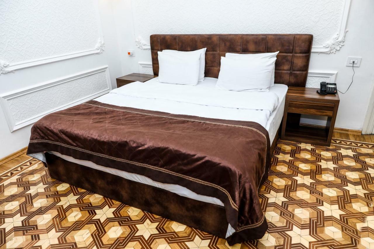 Malakhan Hotel Баку Экстерьер фото