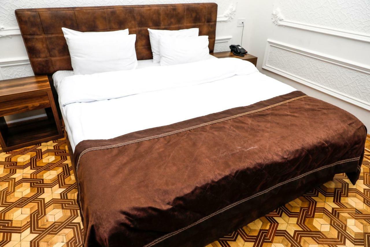 Malakhan Hotel Баку Экстерьер фото
