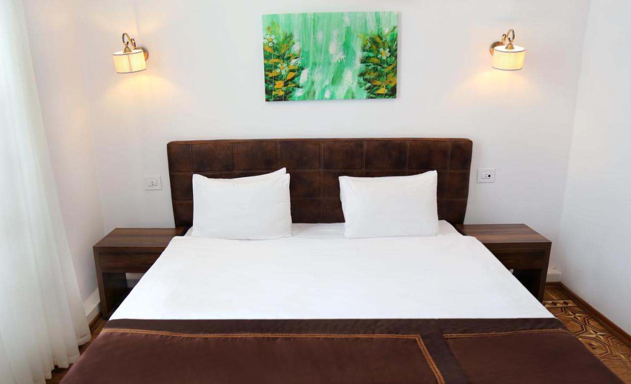 Malakhan Hotel Баку Экстерьер фото